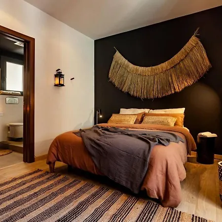 Hegra - 2 Bedrooms, Balcony In Eixample Esquerra Appartement