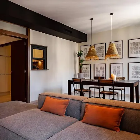 Hegra - 2 Bedrooms, Balcony In Eixample Esquerra Barcelone