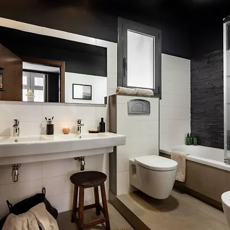 Hegra - 2 Bedrooms, Balcony In Eixample Esquerra